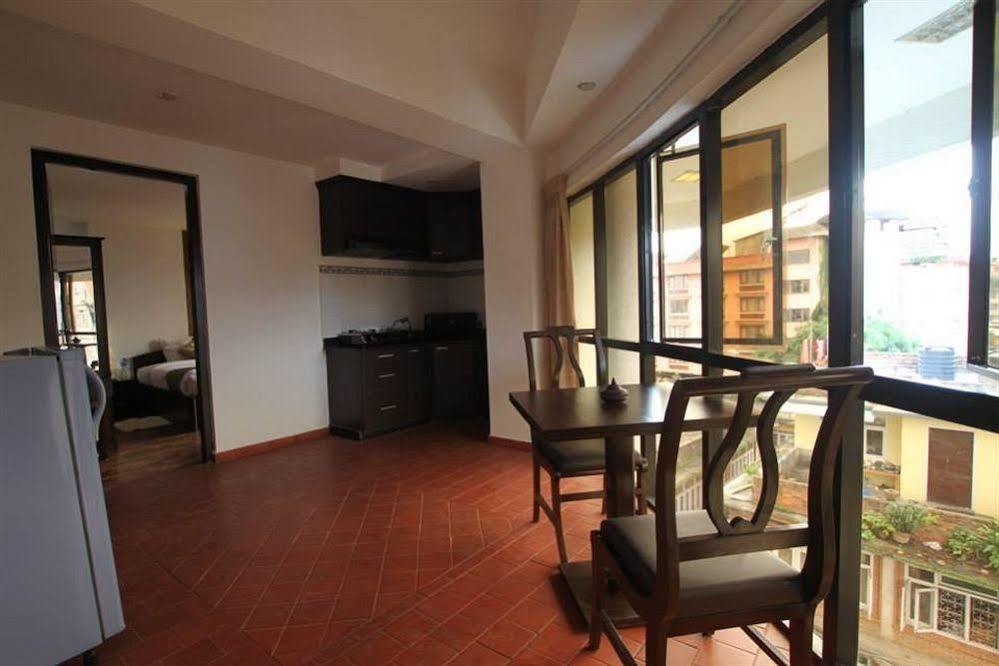 Gaju Suite Hotel Kathmandu Exterior foto