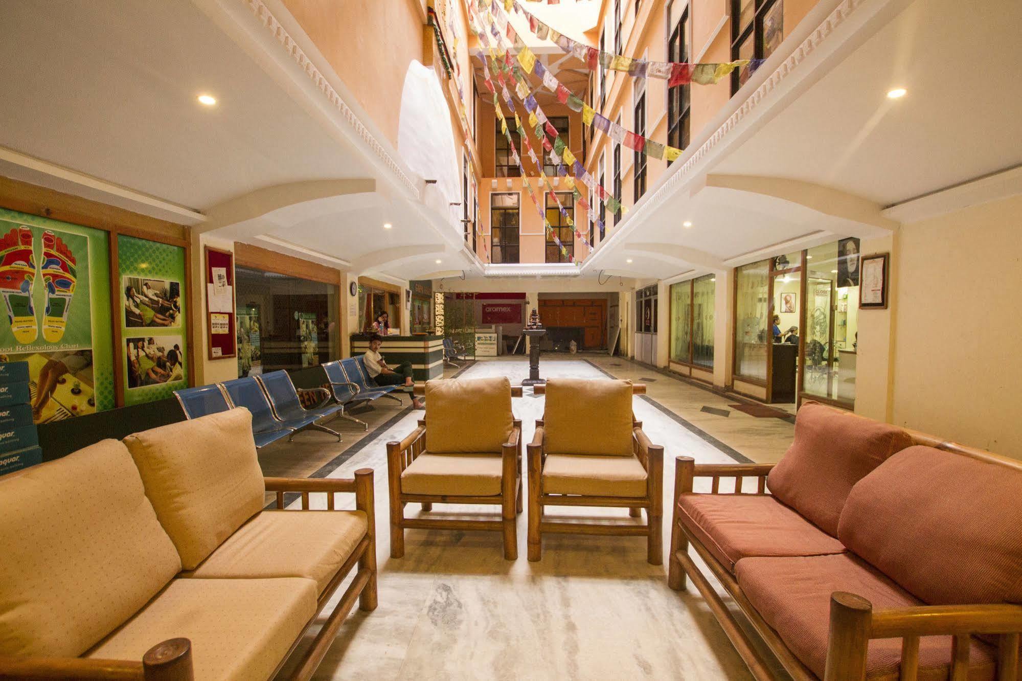 Gaju Suite Hotel Kathmandu Exterior foto